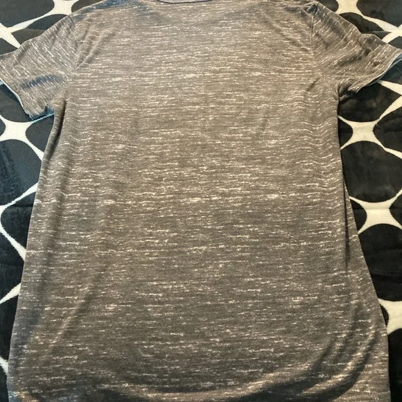 Gray Men's T-Shirt large - Picture 5 of 6